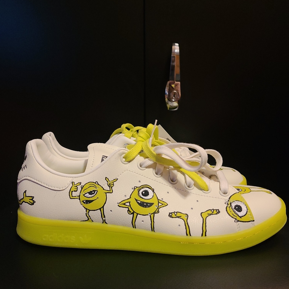 Monsters Inc. x Adidas Stan Smith 'Mike Wazowski' FZ2706 Men’s Sz. 8.5